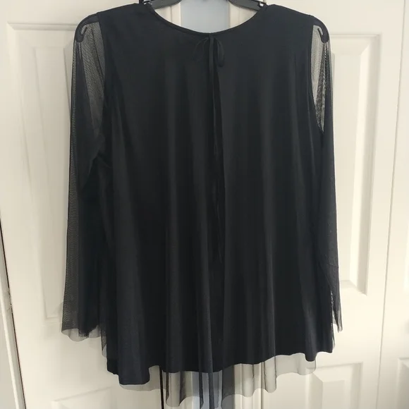 LOGO Lavish Embroidered Black Mesh Slub Knit Top XL - Picture 8 of 12